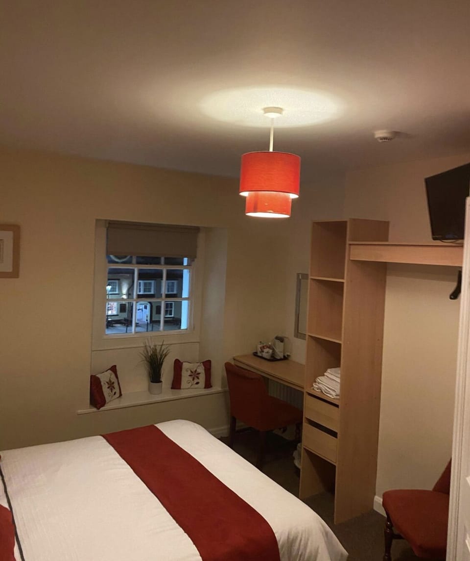 Classic Double Room | Bed sheets