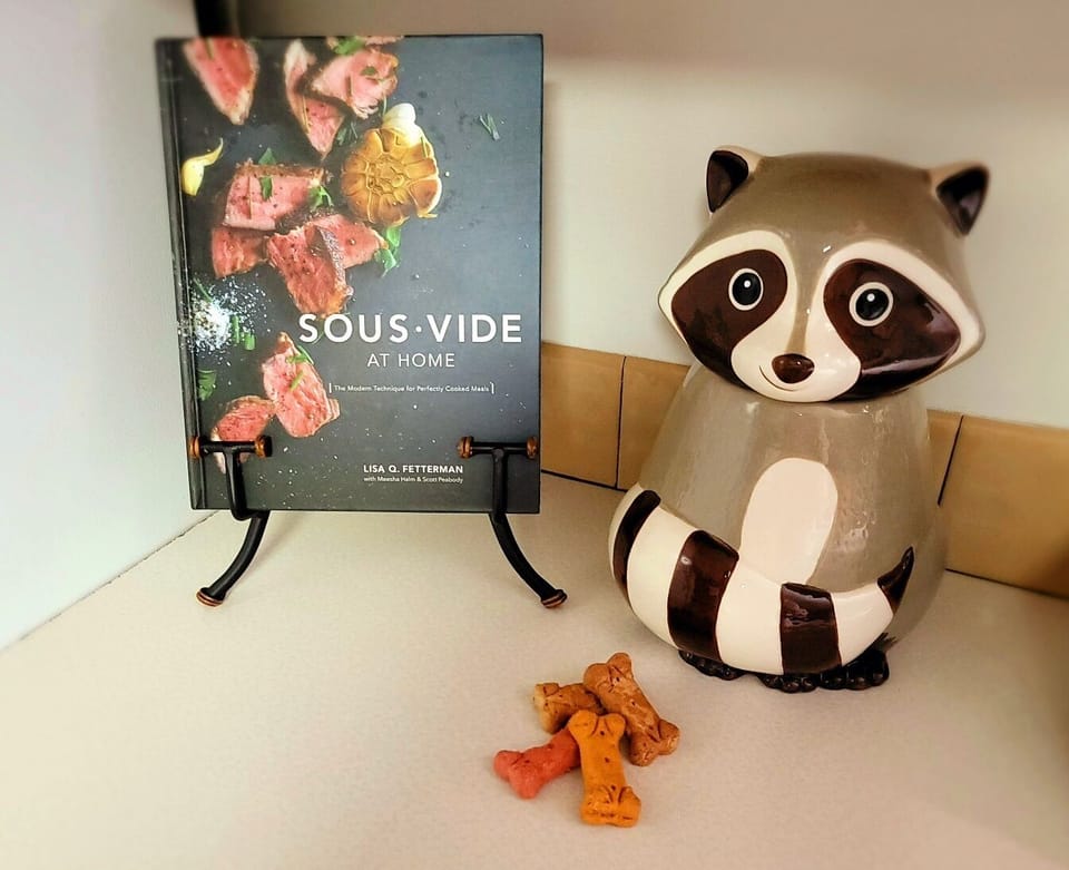 PUPPY SNACKS: Complimentary biscuits are in the cookie jar for your fur babies!