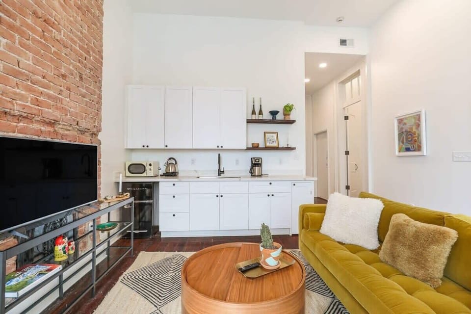 kitchen/living room