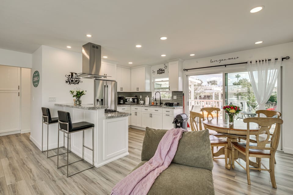Breakfast Bar