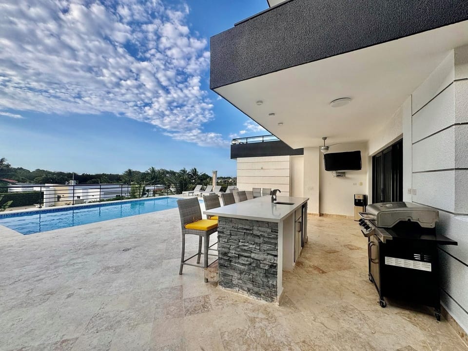 ✨CASA COCO-MODERNO✨ Superior 4 Master @ Casa Linda