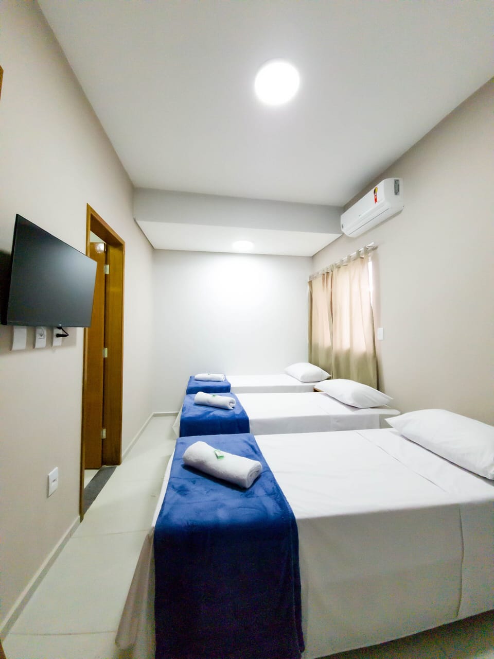 QUARTO DUPLO DLX - FINAL 05 e 06 | Hypo-allergenic bedding, free WiFi