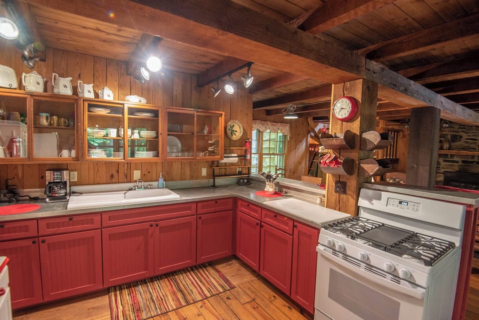 And plenty of meal prep space...