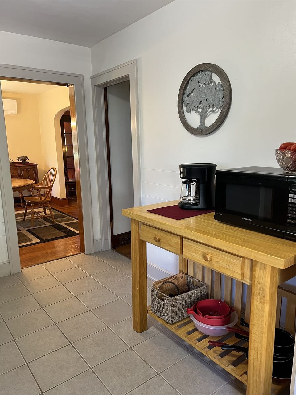 Kitchen into dining room