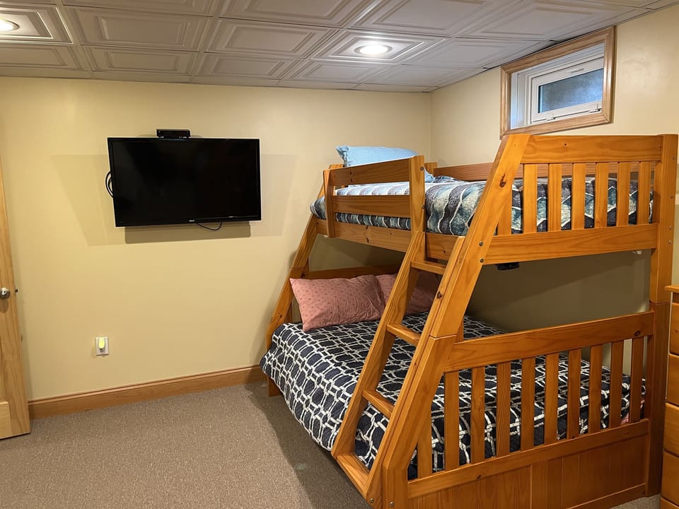 Lower level bedroom with bunkbeds