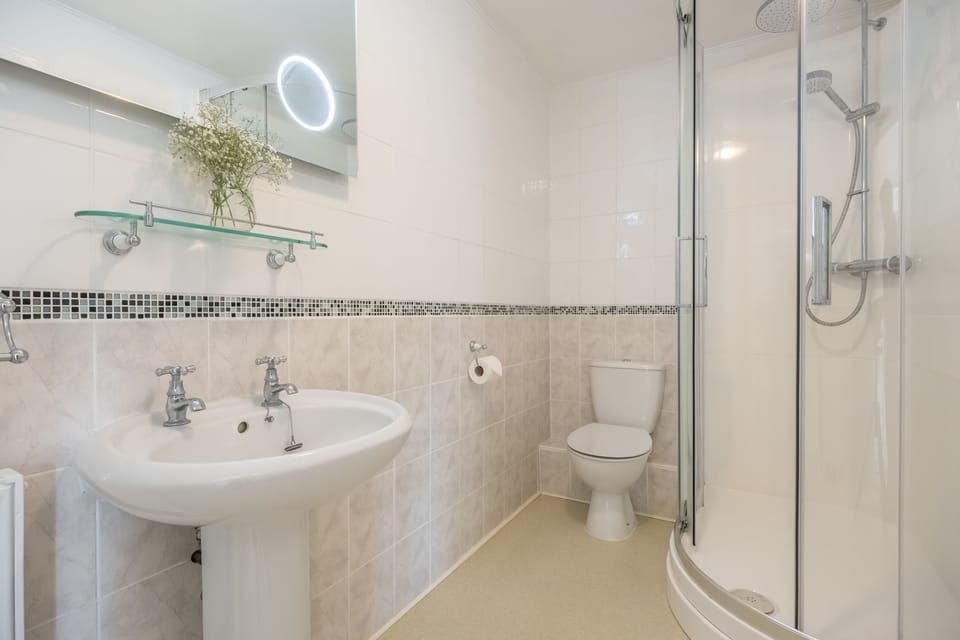 Family shower room