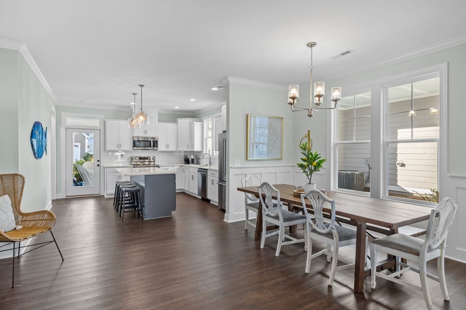 Open kitchen and dining room