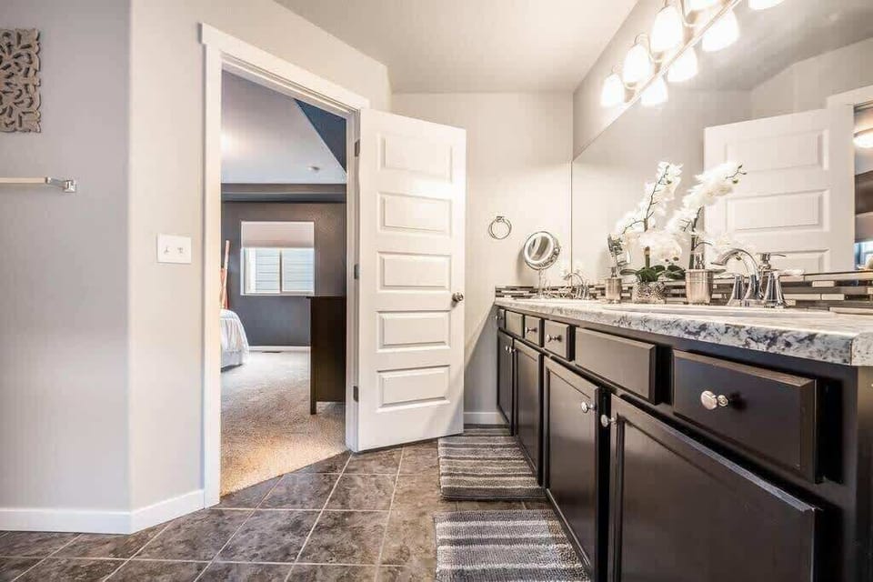 Ensuite Elegance! Your Bedroom Comes with an Attached Bathroom, Providing Ultimate Convenience and Comfort