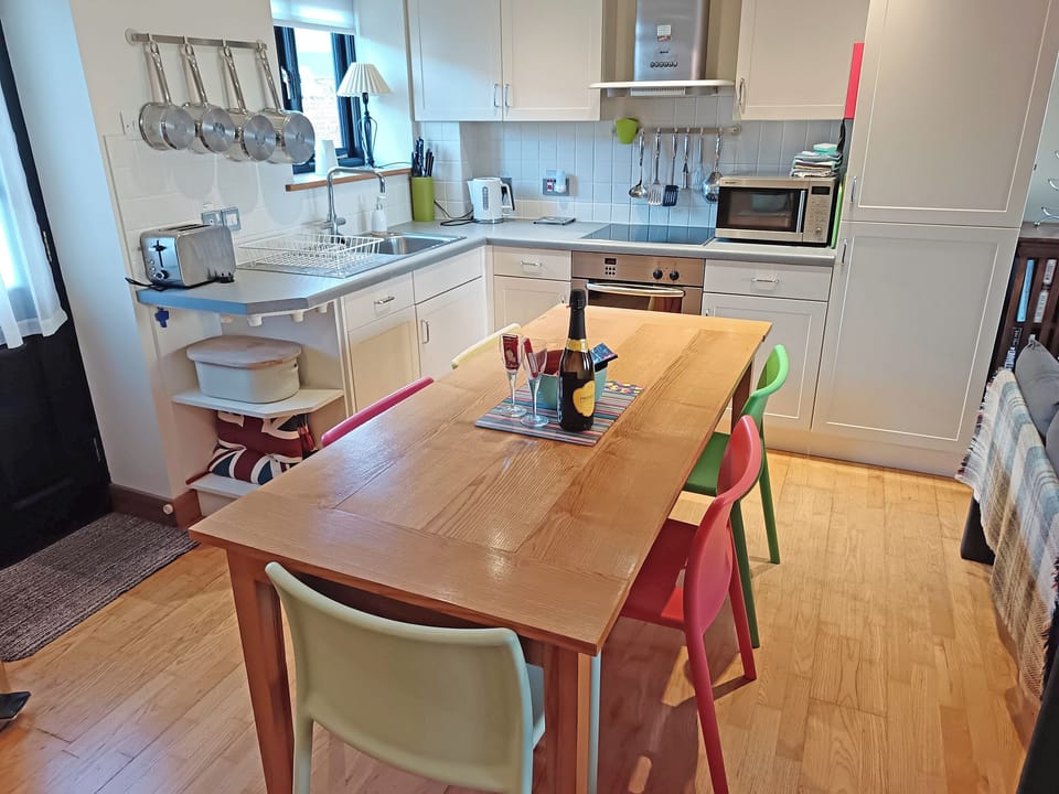 Kitchen/diner | Crab Cottage, Wells-next-the-Sea