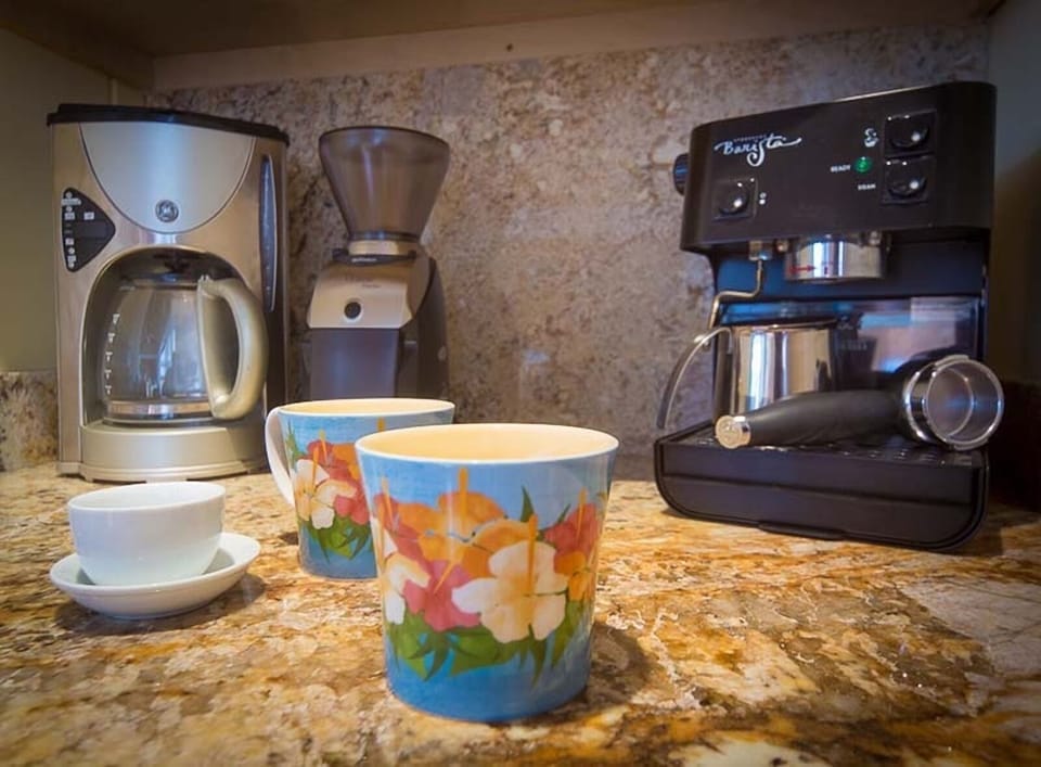 Coffee! - Sip fresh world famous Kona coffee with ocean views.