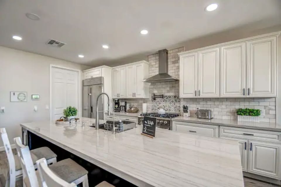 Kitchen Island