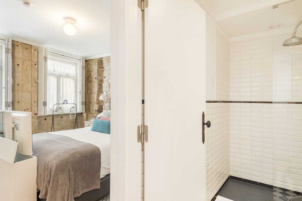 Charm Room | Premium bedding, down comforters, minibar, in-room safe