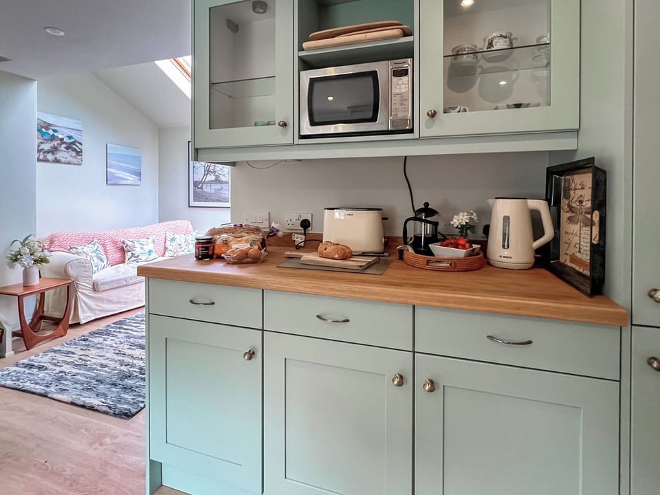 Open plan living space | The Boathouse - The Quay, Waldringfield