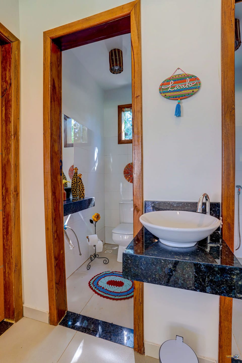 Shower, bidet, towels, soap