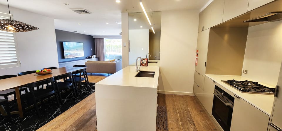 Well equipped kitchen with microwave, dishwasher, Nespresso coffee machine