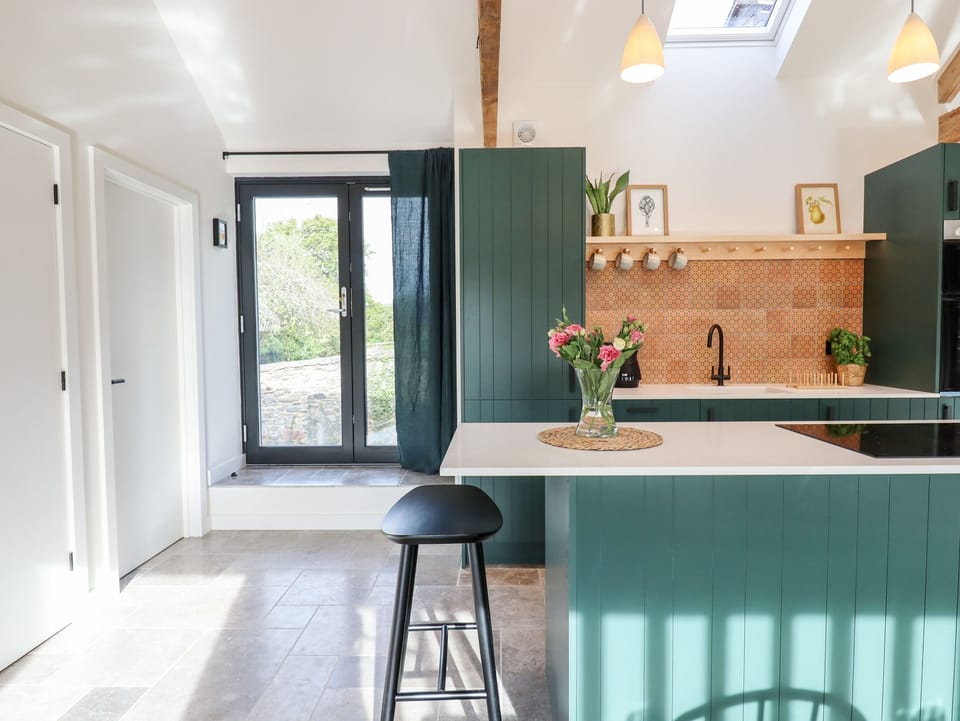 Fridge, dishwasher, electric kettle, toaster