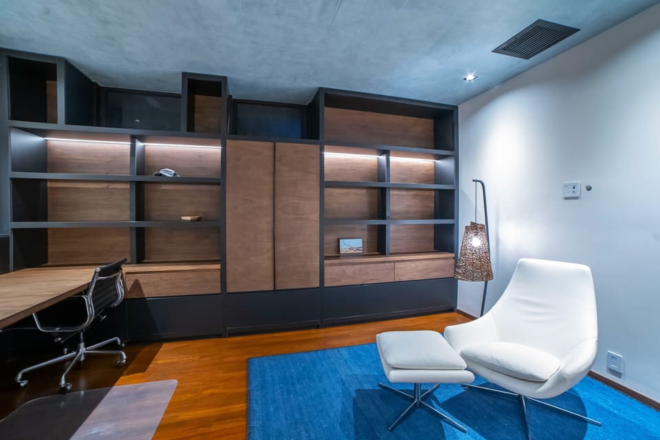 Your private library & office await!