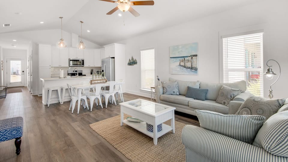 128 Sea Breeze Circle Main Open Concept Area