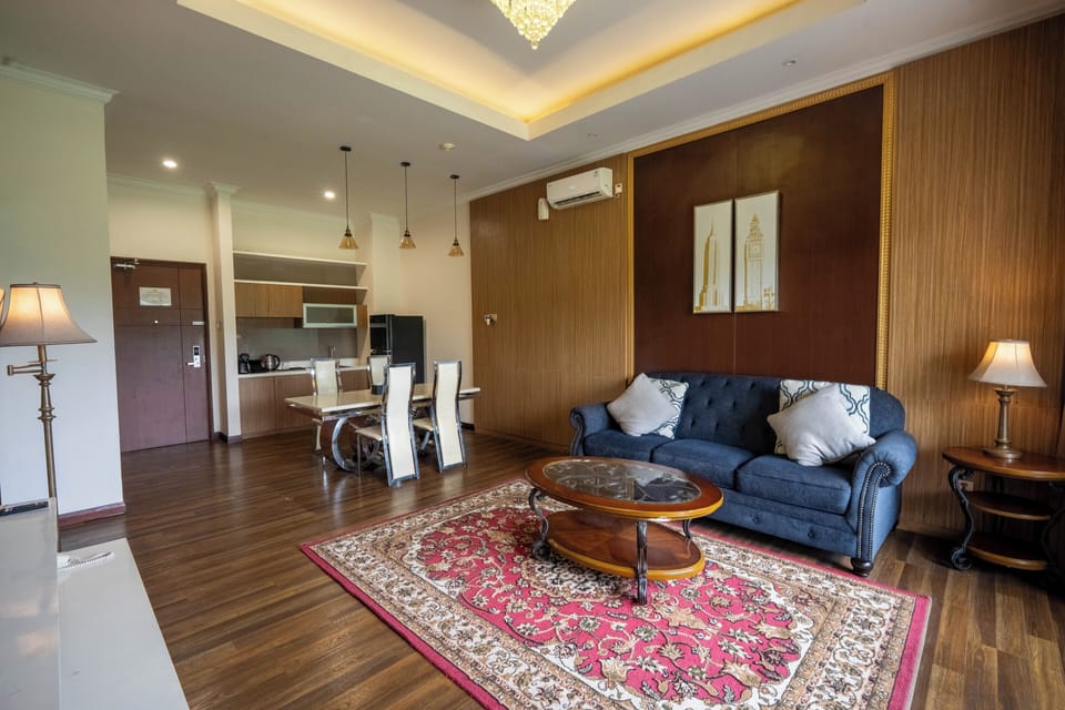 Suite Room | Living area