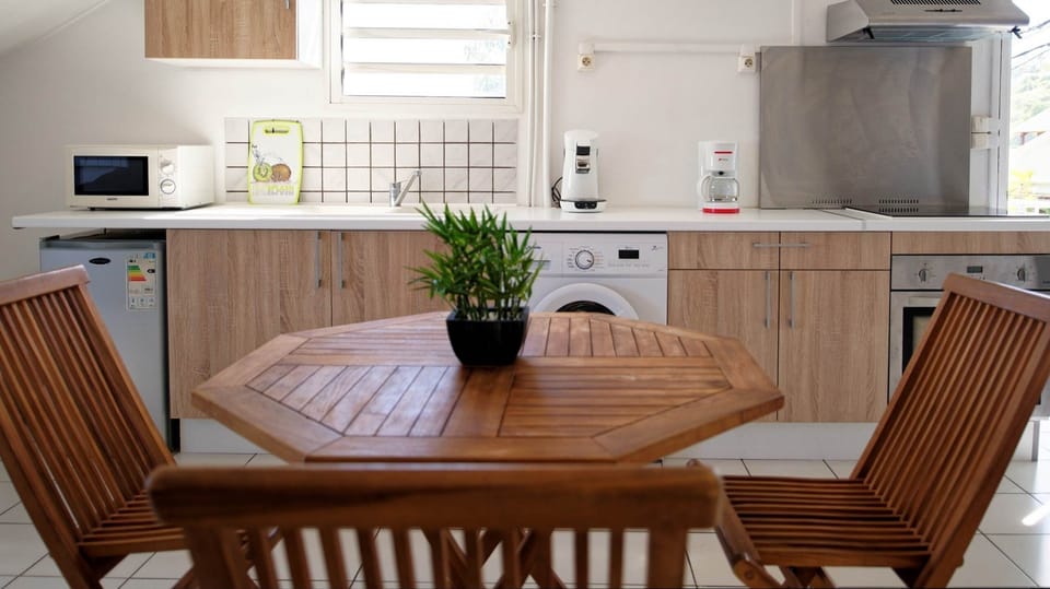 Table à manger Teck pour 4 pers