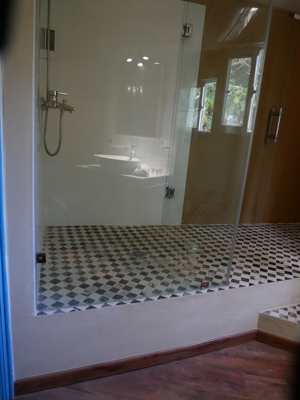 Standard, 2 Queen Beds | Bathroom | Shower, free toiletries, hair dryer, towels