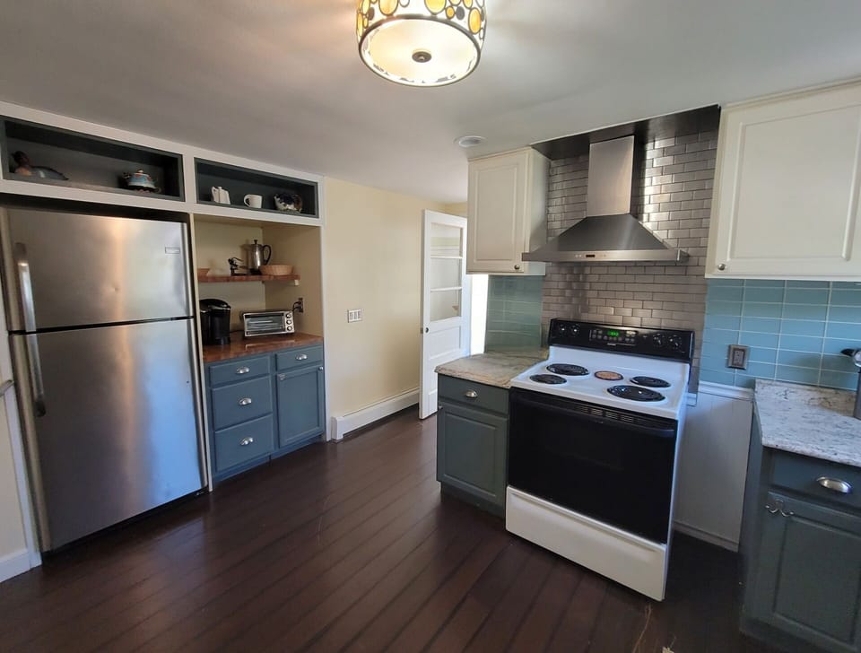 Fully stocked kitchen