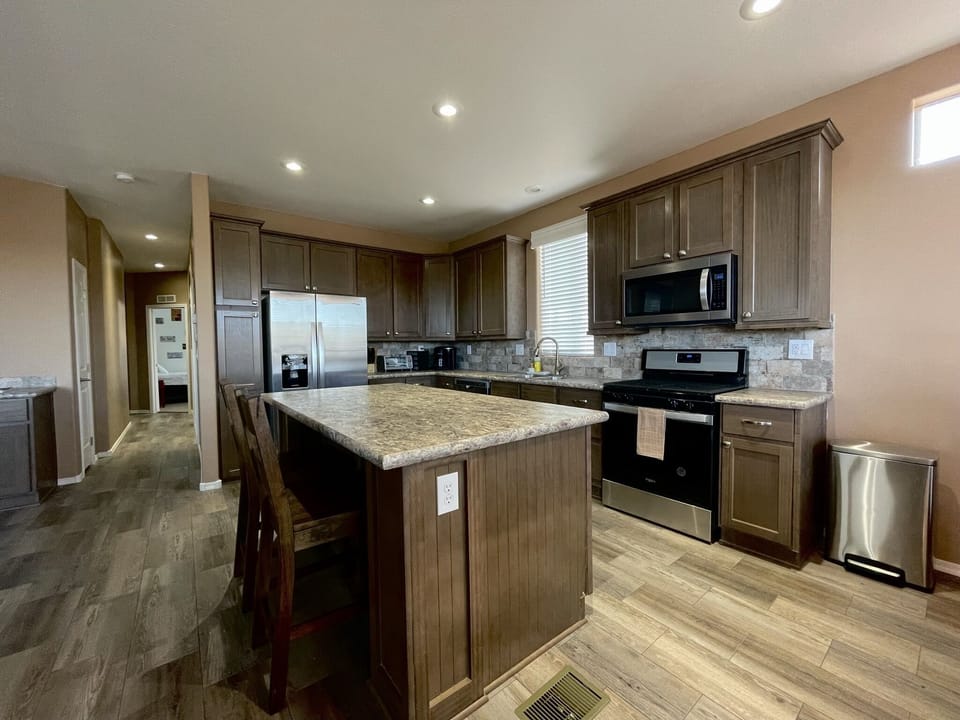 Fully stocked spacious kitchen in this  Williams Arizona Vacation Rental