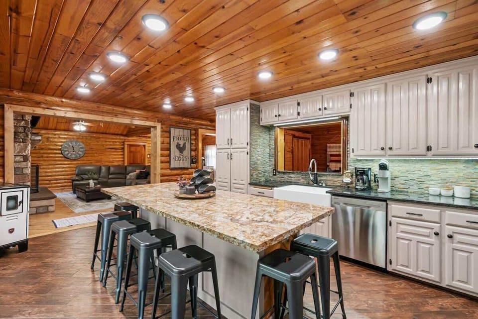 The spacious kitchen opens to the family room and dinning room.