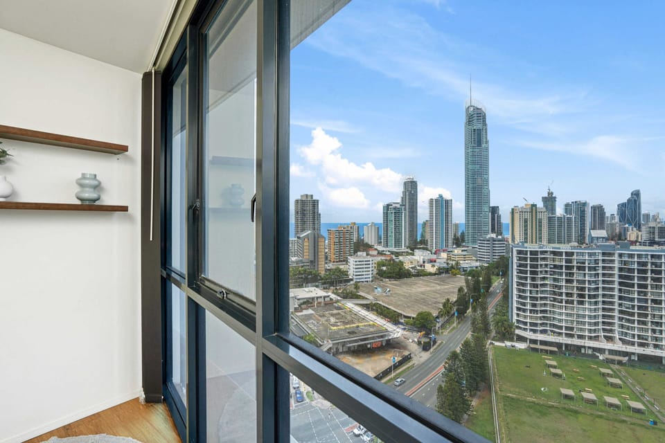 Apartment, 3 Bedrooms, 2 Bathrooms | 2 bedrooms, WiFi (free), bed sheets