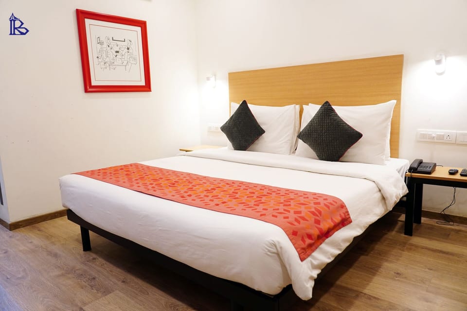 Economy Double Room | In-room safe, desk, laptop workspace, free WiFi