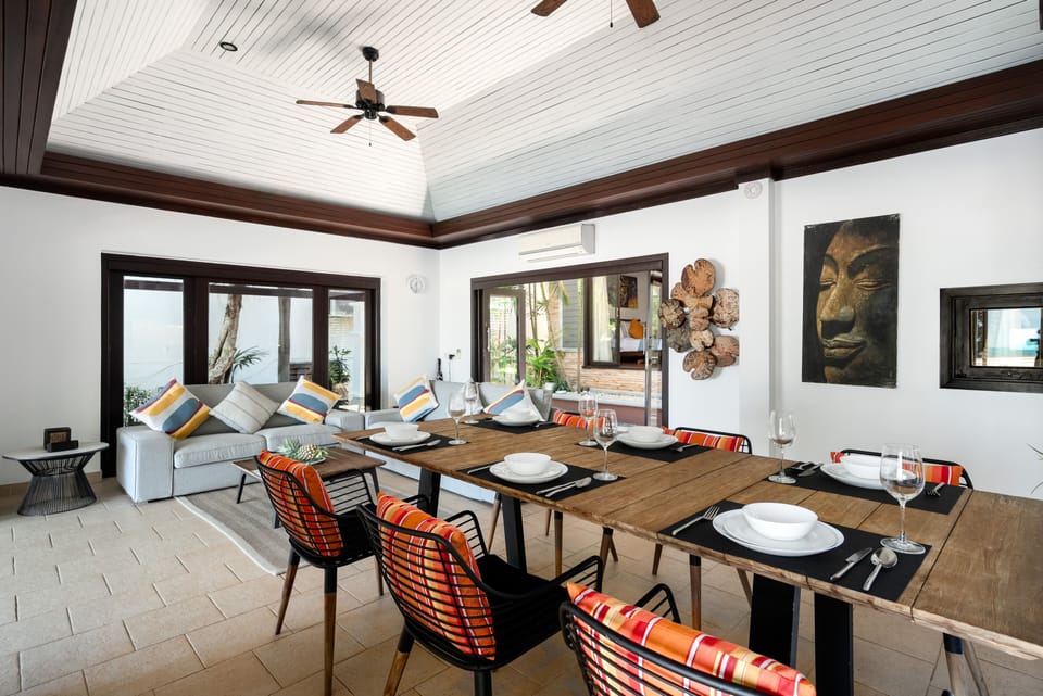 Air conditioned dining on the beach