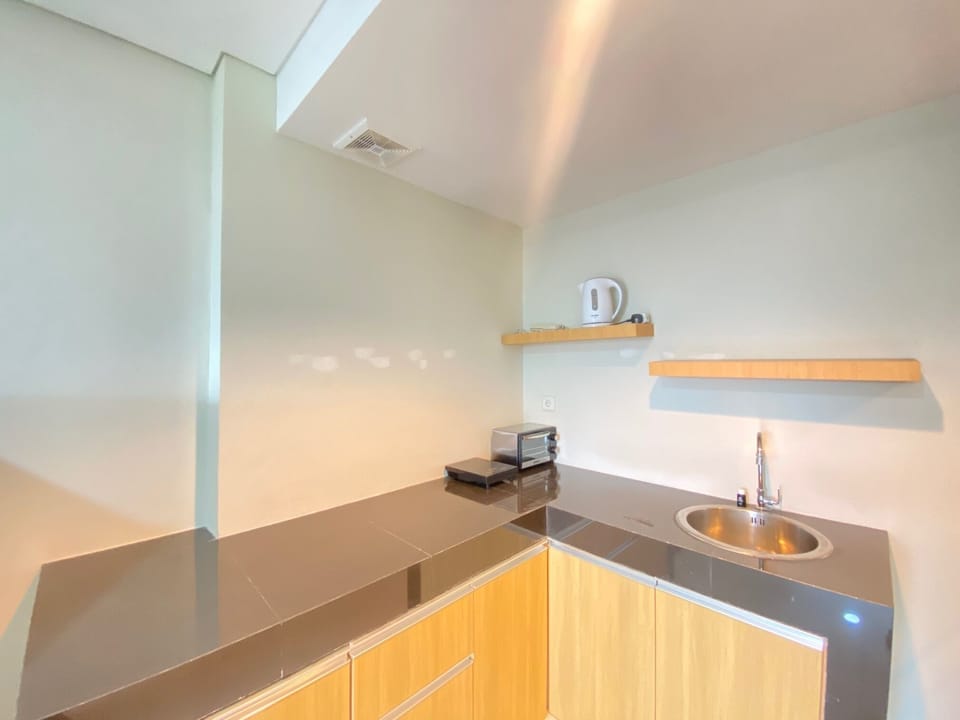 Apartment, 2 Bedrooms | Private kitchen | Fridge, stovetop, cookware/dishes/utensils