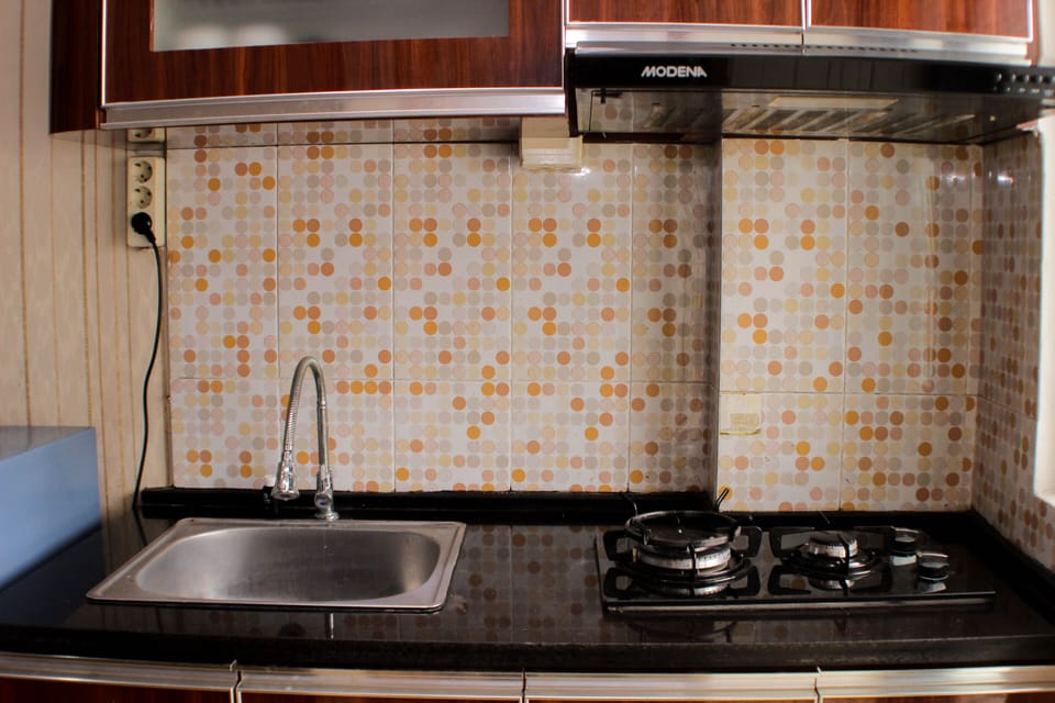 Studio | Private kitchen | Fridge, stovetop, cookware/dishes/utensils