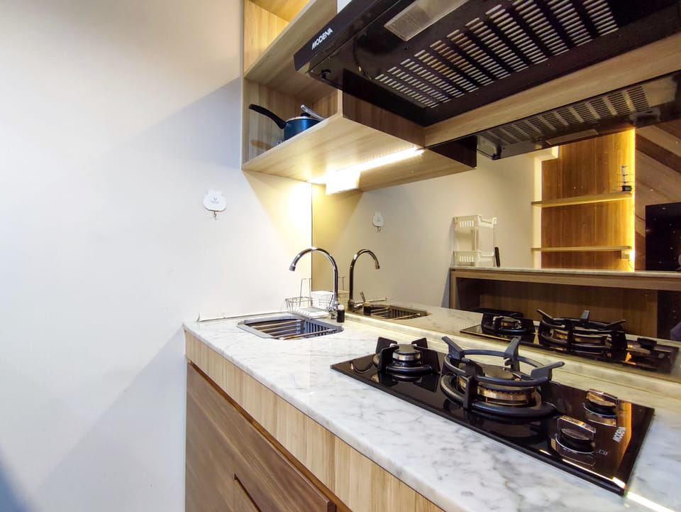 Apartment, 1 Bedroom | Private kitchen | Fridge, stovetop, cookware/dishes/utensils