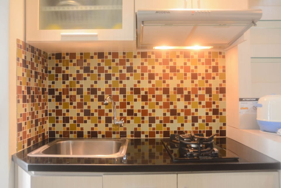Apartment, 2 Bedrooms | Private kitchen | Fridge, stovetop, cookware/dishes/utensils