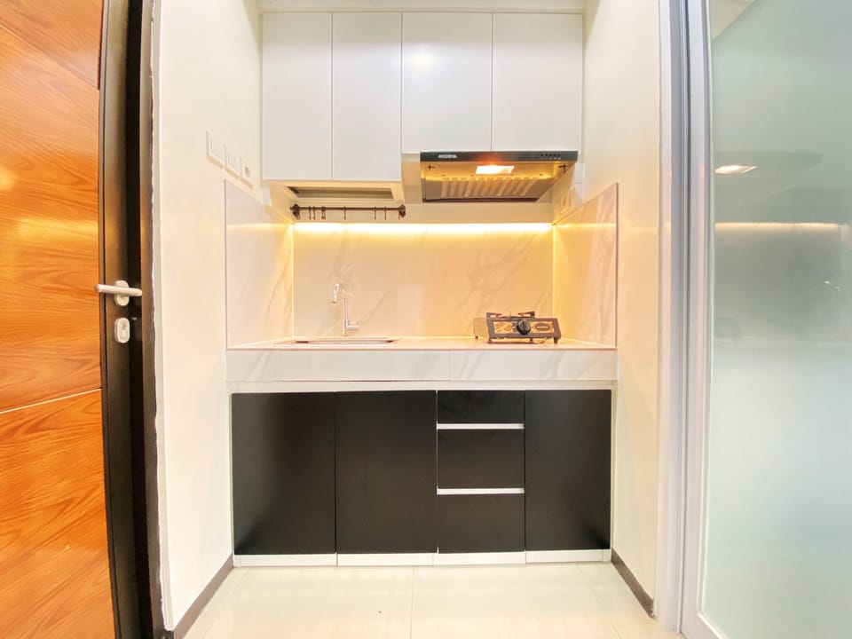 Apartment, 1 Bedroom | Private kitchen | Fridge, stovetop, cookware/dishes/utensils