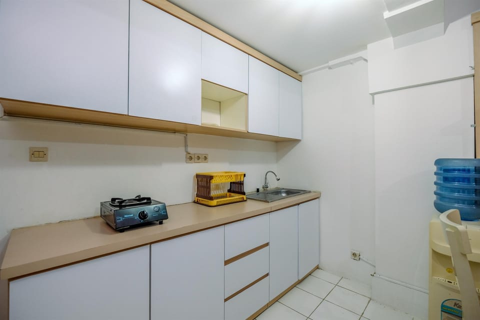 Apartment, 2 Bedrooms | Private kitchen | Fridge, stovetop, cookware/dishes/utensils