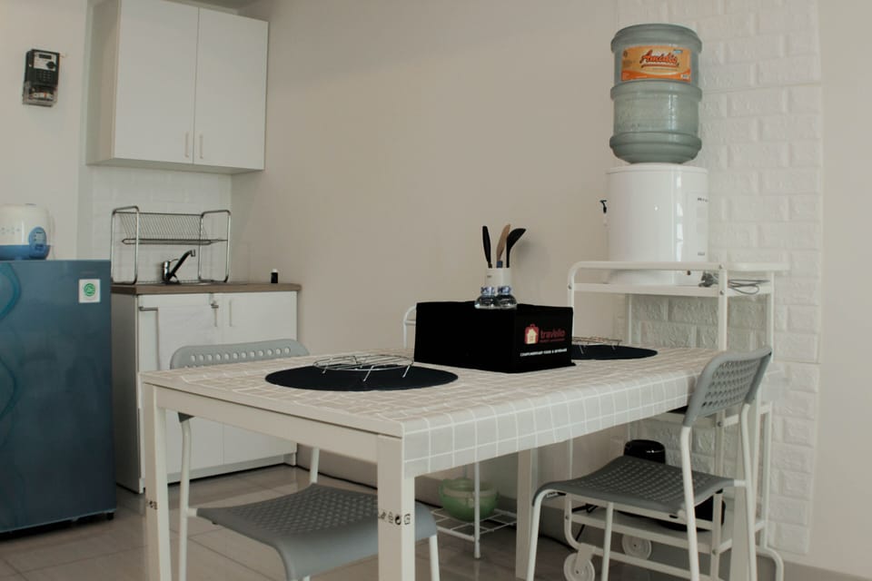 Studio | In-room dining