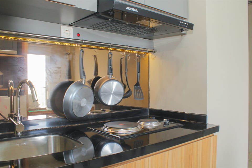 Apartment, 1 Bedroom | Private kitchen | Fridge, stovetop, cookware/dishes/utensils