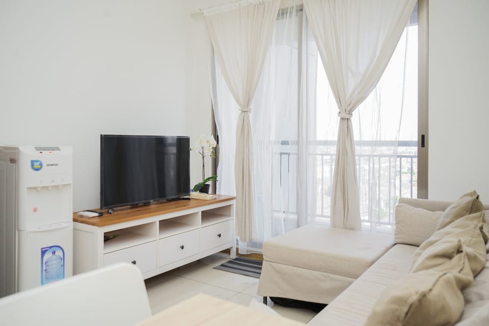 Apartment, 1 Bedroom | Living area | TV