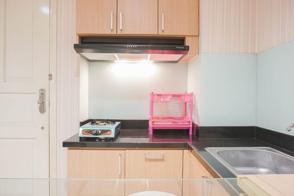 Apartment, 1 Bedroom | Private kitchen | Fridge, stovetop, cookware/dishes/utensils