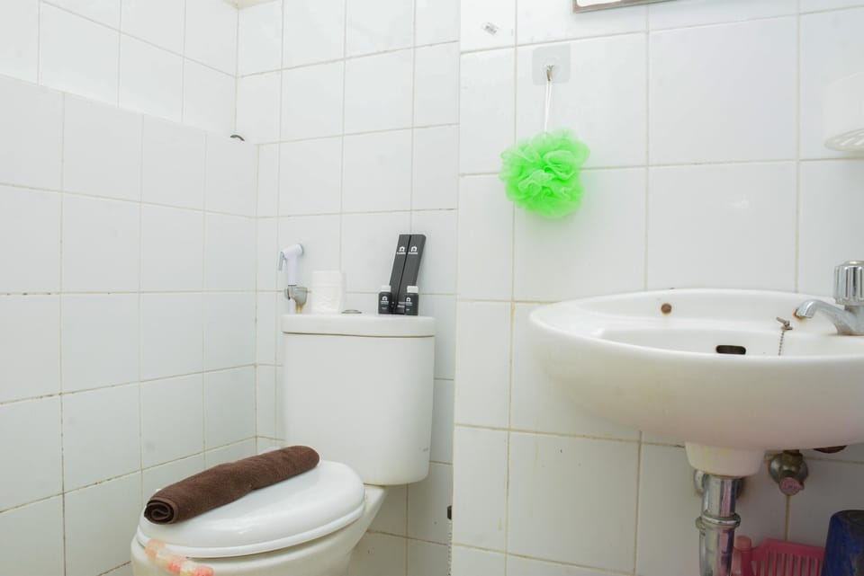 Minimalist Studio Room At Kebagusan City Apartment Apartment in South Jakarta City