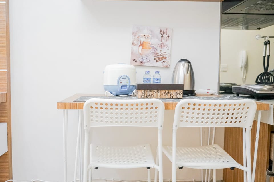 Studio | In-room dining