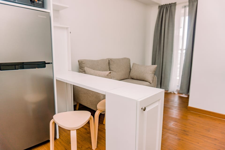 Apartment, 2 Bedrooms | In-room dining