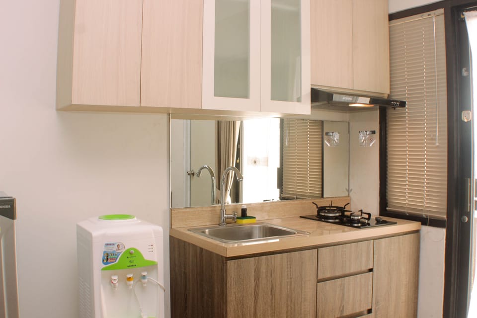 Studio | Private kitchen | Fridge, stovetop, cookware/dishes/utensils