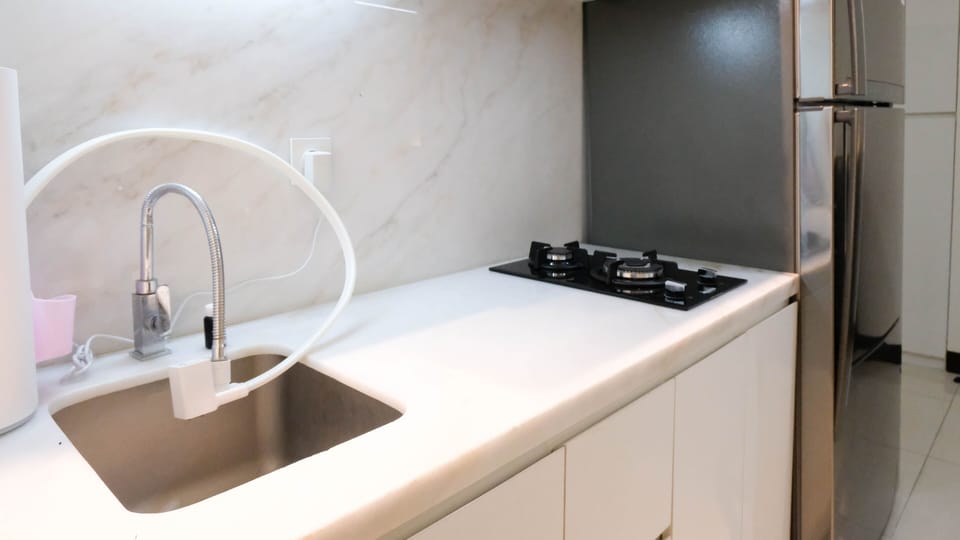 Apartment, 2 Bedrooms | Private kitchen | Fridge, stovetop, cookware/dishes/utensils
