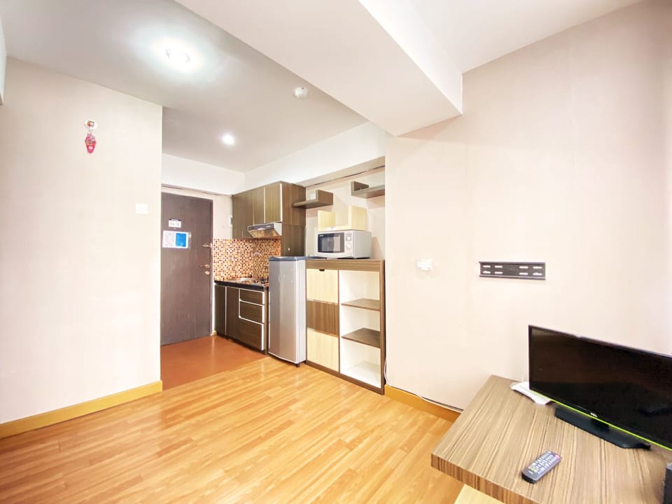 Apartment, 1 Bedroom | Living area | TV