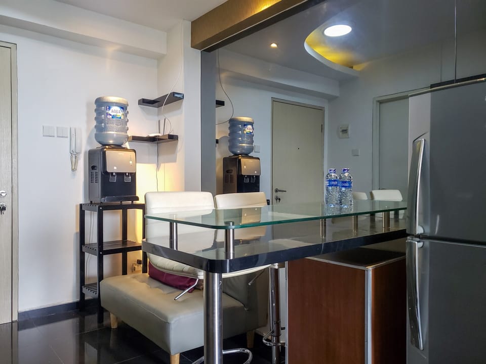 Apartment, 2 Bedrooms | In-room dining