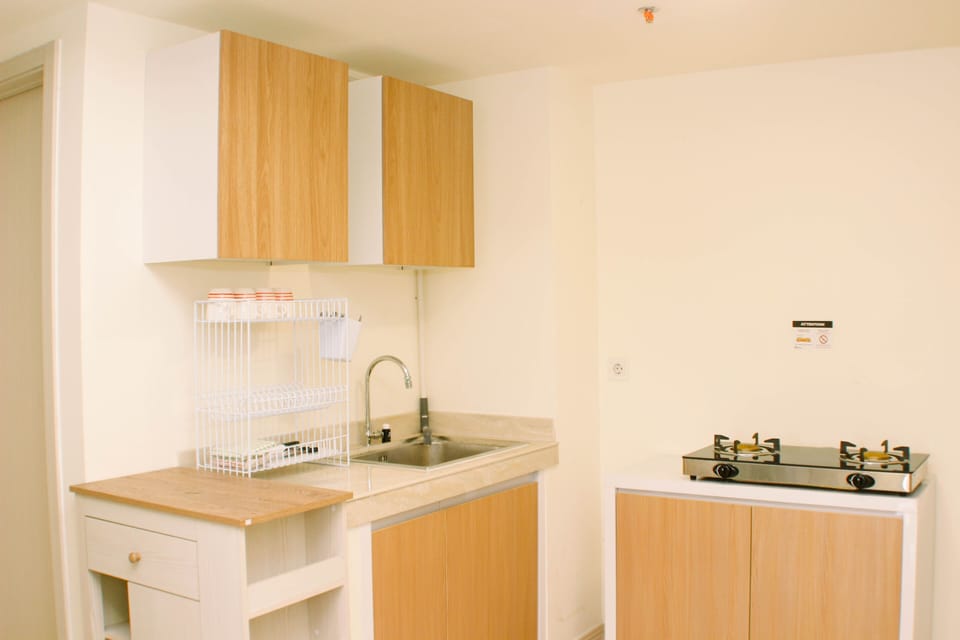 Apartment, 2 Bedrooms | Private kitchen | Fridge, stovetop, cookware/dishes/utensils