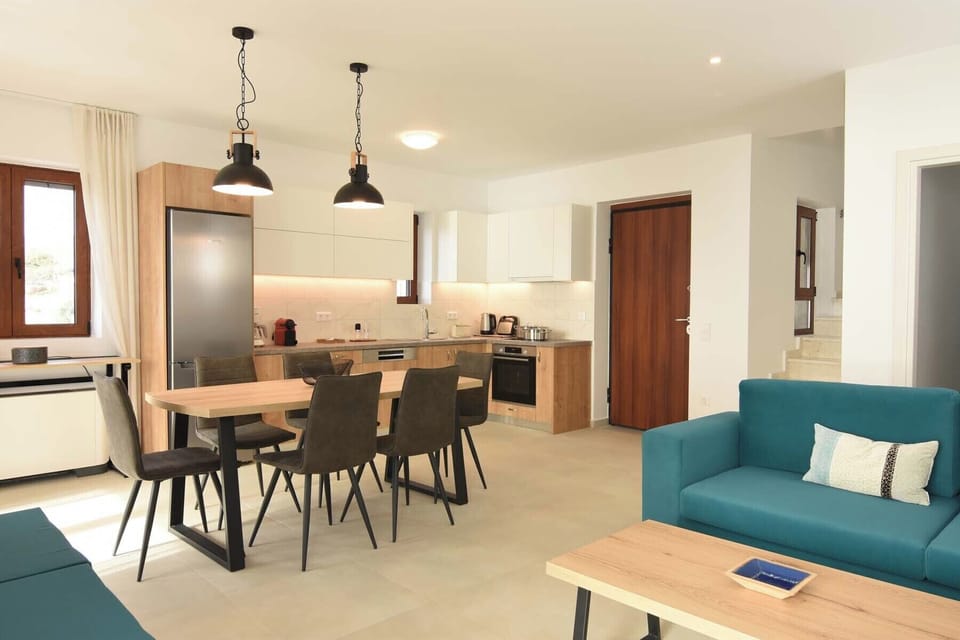 Villa, 5 Bedrooms, Accessible, Private Pool | Interior